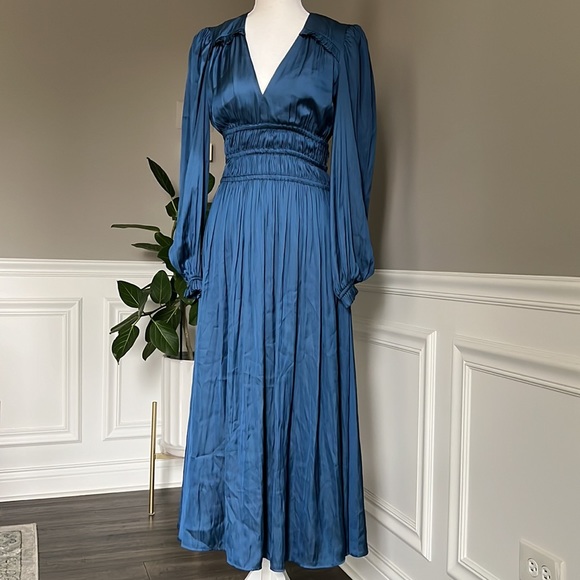 Maje Riannette Satin Maxi Dress in Blue sz 2 415$ - Picture 9 of 14
